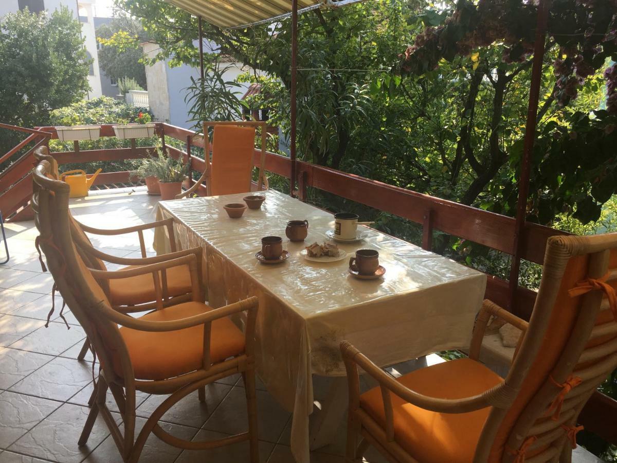 Apartmani Matas Petrčane Exterior foto