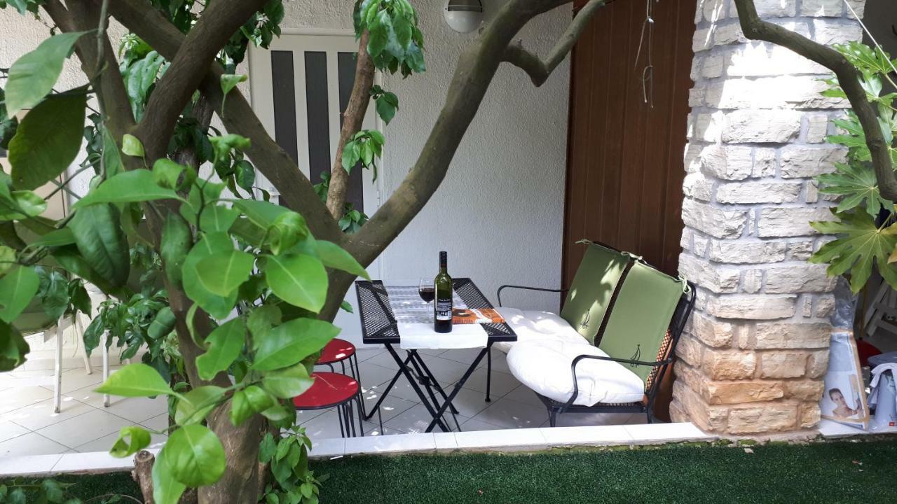 Apartmani Matas Petrčane Exterior foto