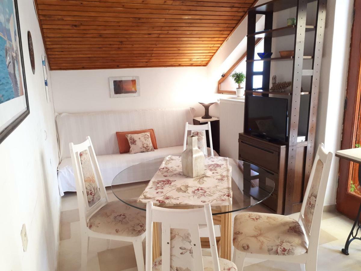 Apartmani Matas Petrčane Exterior foto