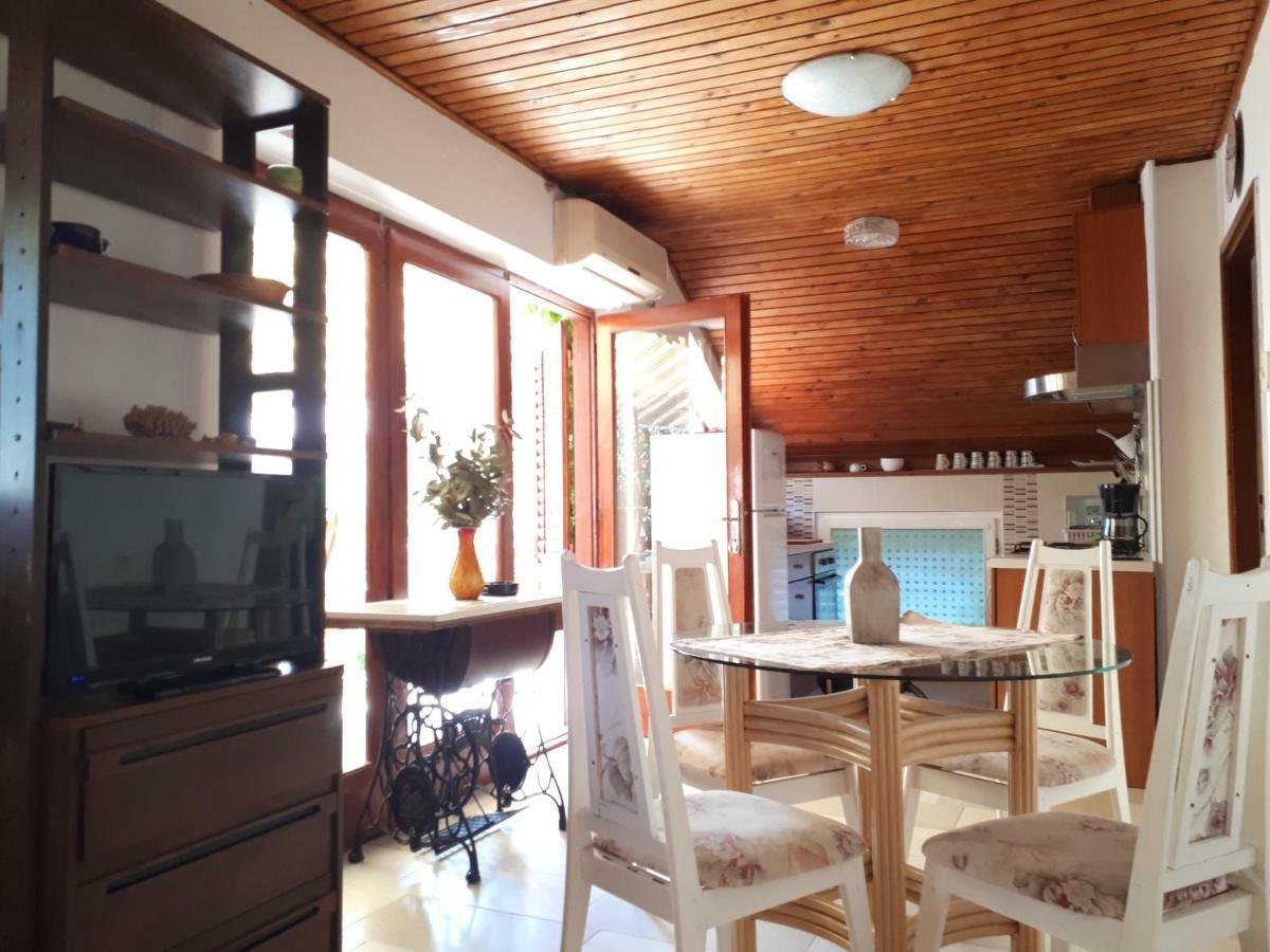 Apartmani Matas Petrčane Exterior foto